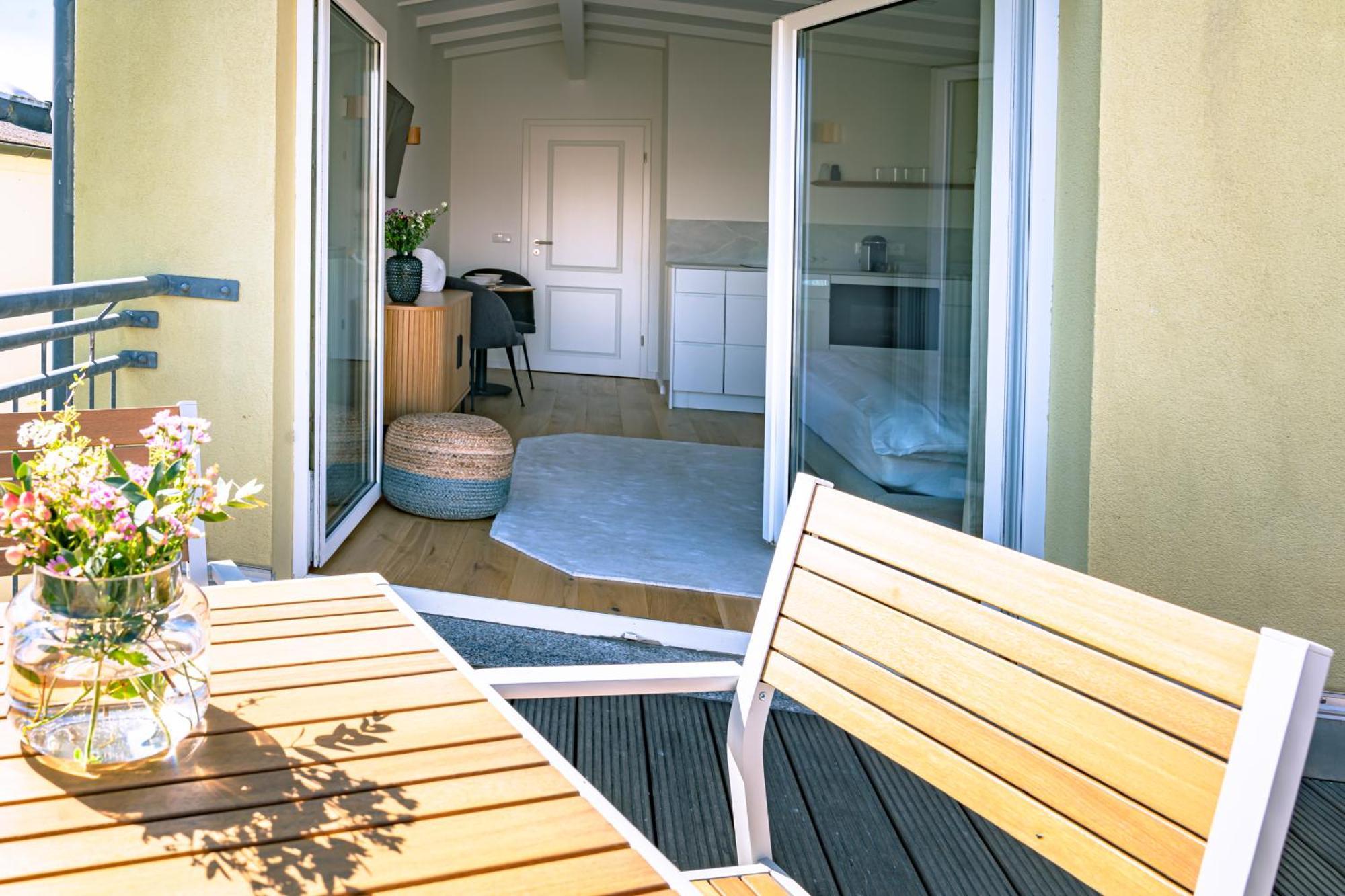 Kapitaenshaus Friedrich Franz - Premium Apartments 200 Meter Vom Strand Und Alten Strom Rostock Zimmer foto